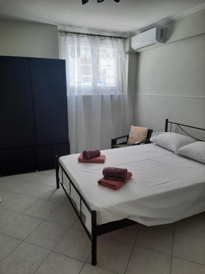 Lousi House Apartment Athens Ngoại thất bức ảnh