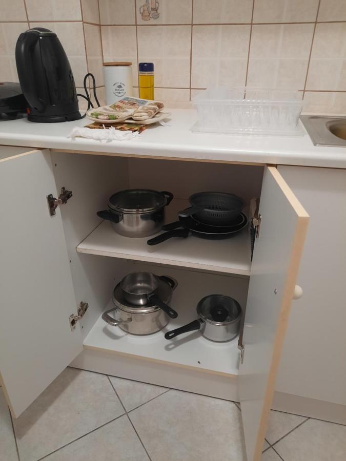 Lousi House Apartment Athens Ngoại thất bức ảnh