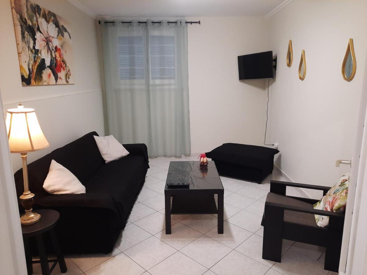 Lousi House Apartment Athens Ngoại thất bức ảnh